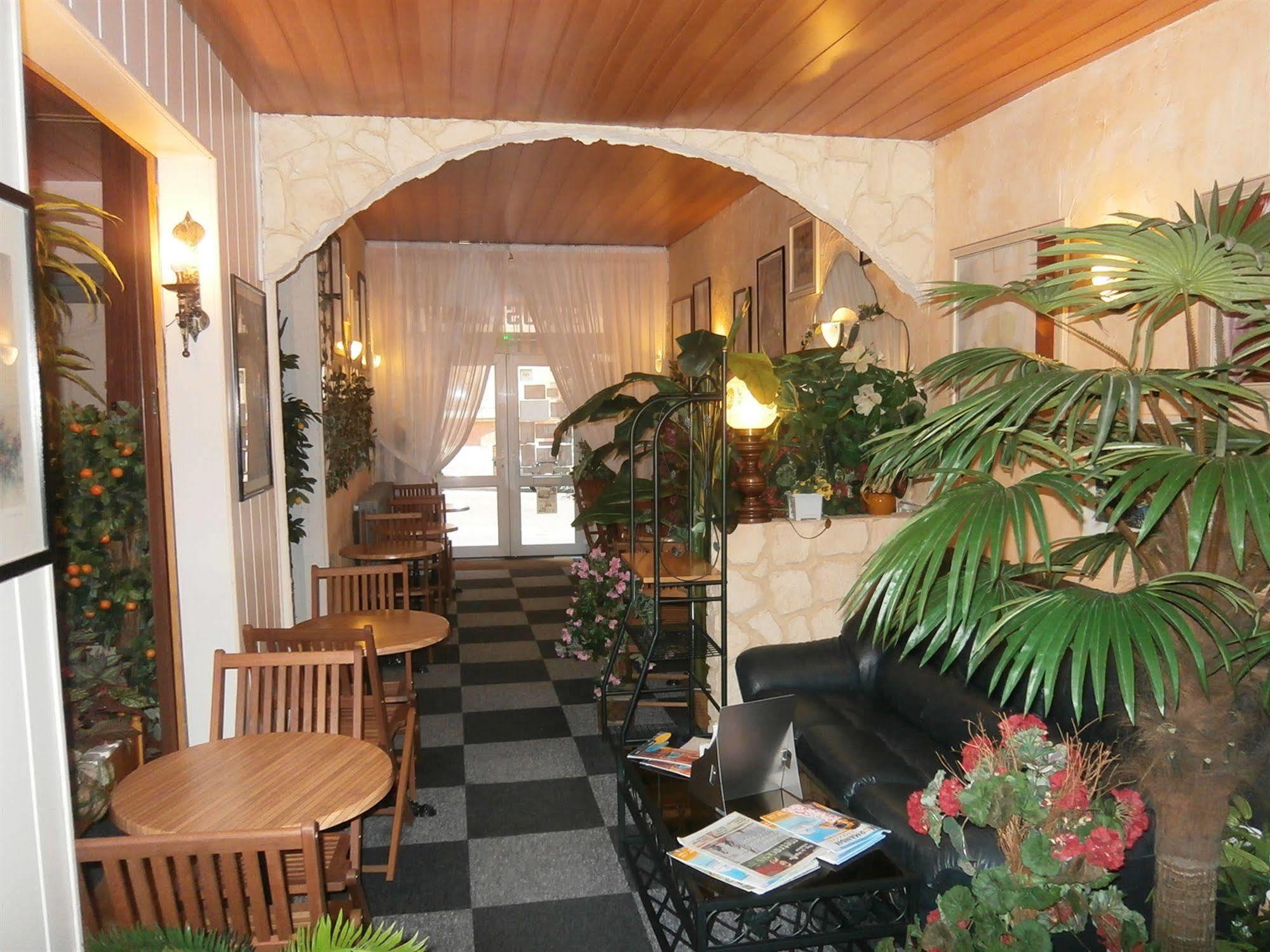 Hotel Beausejour Руан Екстериор снимка
